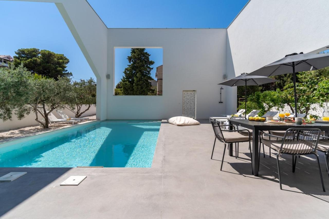 Villa New! Luxury 5-bedroom Altabianca With A Heated Pool, Finnish Sauna, An Outdoor Cinema, 50m From The